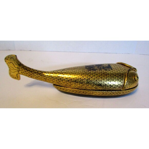 Fish Trinket Box Vintage Gold Leafed Burmese Lacquerware - Picture 6 of 9